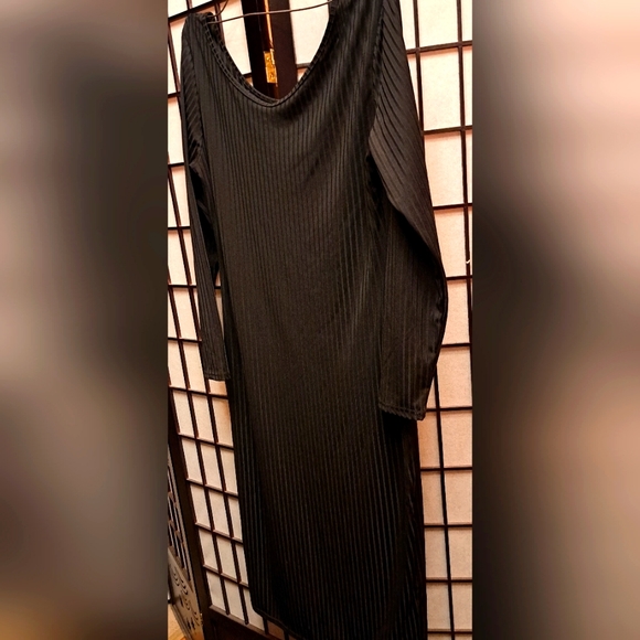 ☆ Black ⚫️❤️Ribbed 😍BodyCon Dress 👗 - Picture 2 of 5